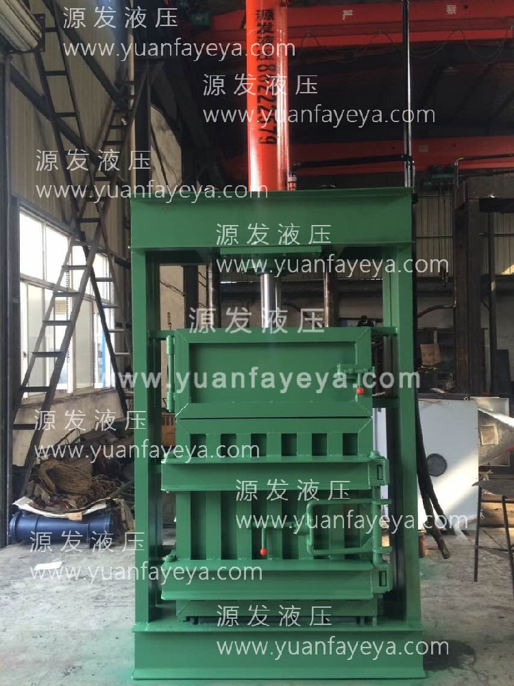 100公斤毛紗打包機(jī)