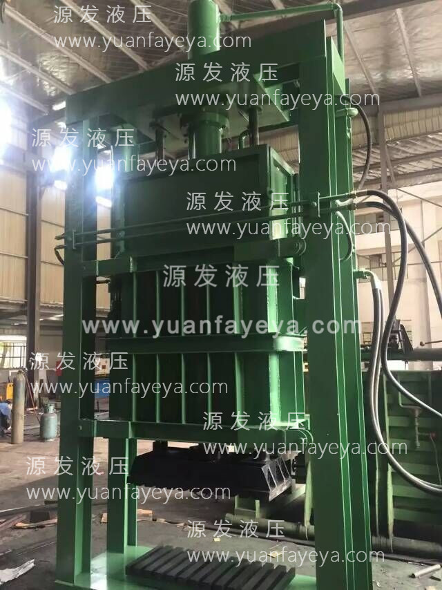 100公斤毛紗打包機(jī)