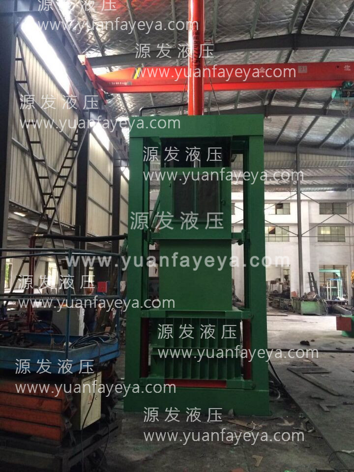 半自動(dòng)棉花打包機(jī)